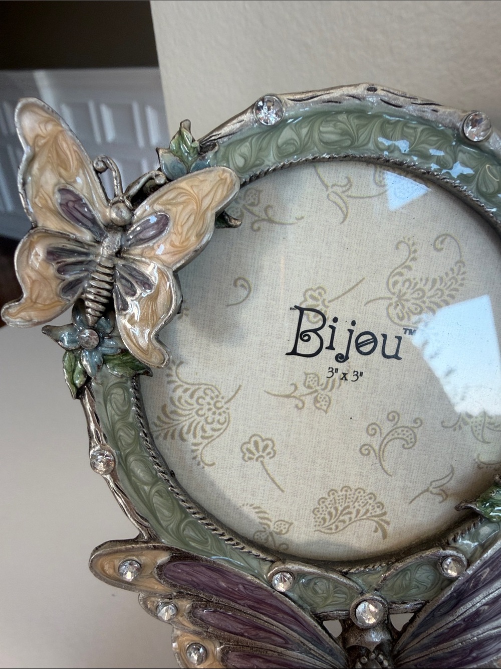Butterfly Metal Picture Frame in Sage Green and Purple. - Picture 4 of 5